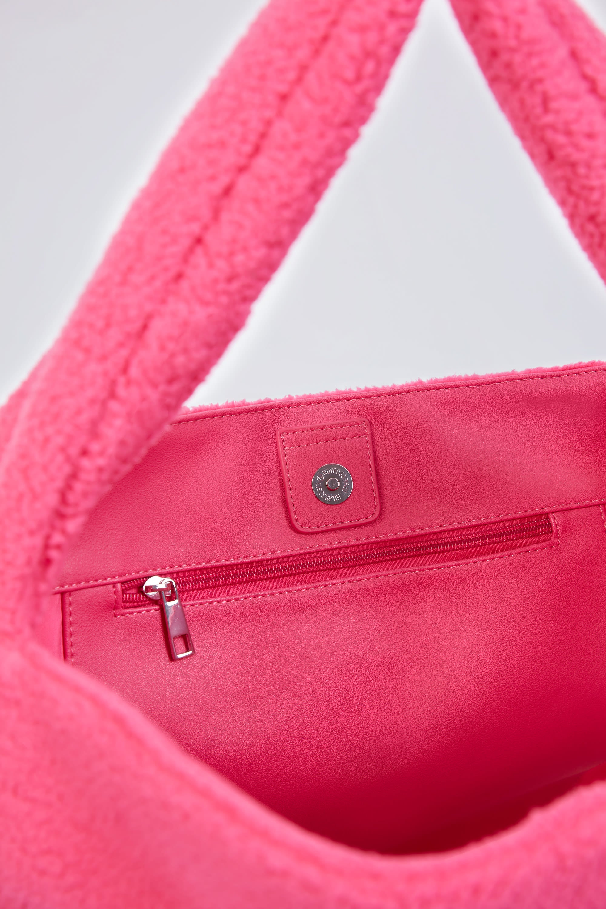 Oversized Fleece Tote Bag in Hot Pink