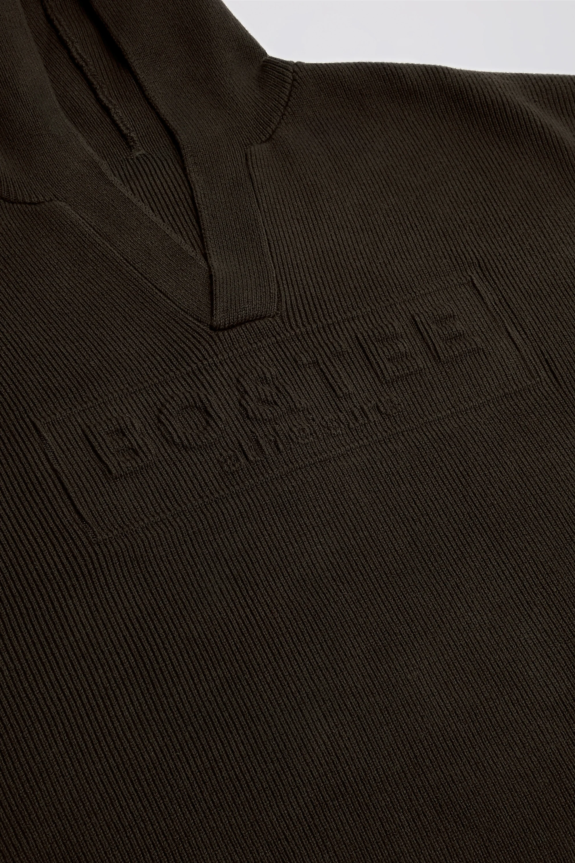 Ribbed-Knit Oversized Hoodie in Pecan