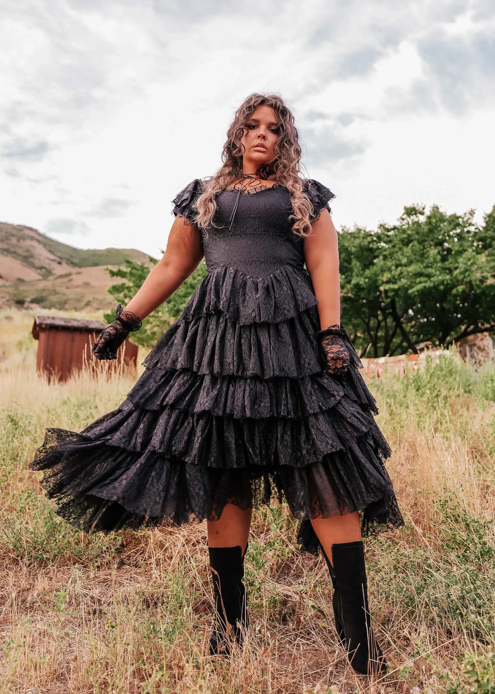 Romantic Ruffle Tiered Lace Midi Dress – Burgundy / Apricot / Black