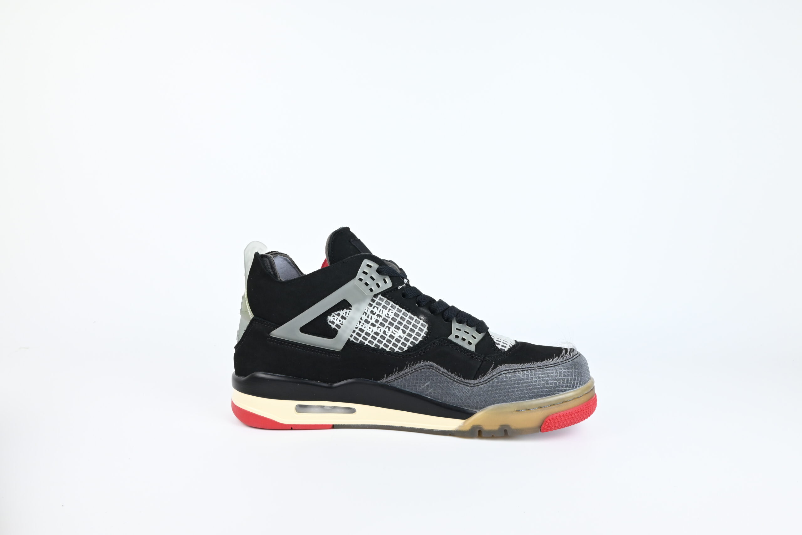 Off-White x Air Jordan 4 Bred