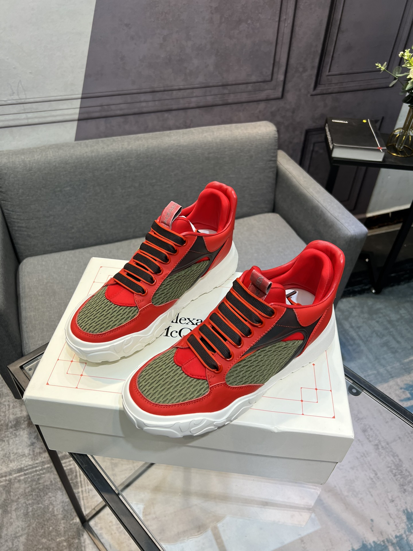 Alexander McQueen's latest wide-type sneakers