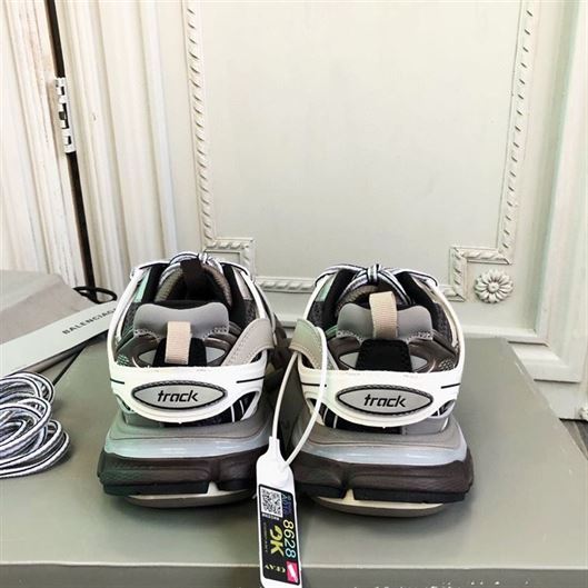 BALENCIAGA TRACK 3 SNEAKERS – BLA040