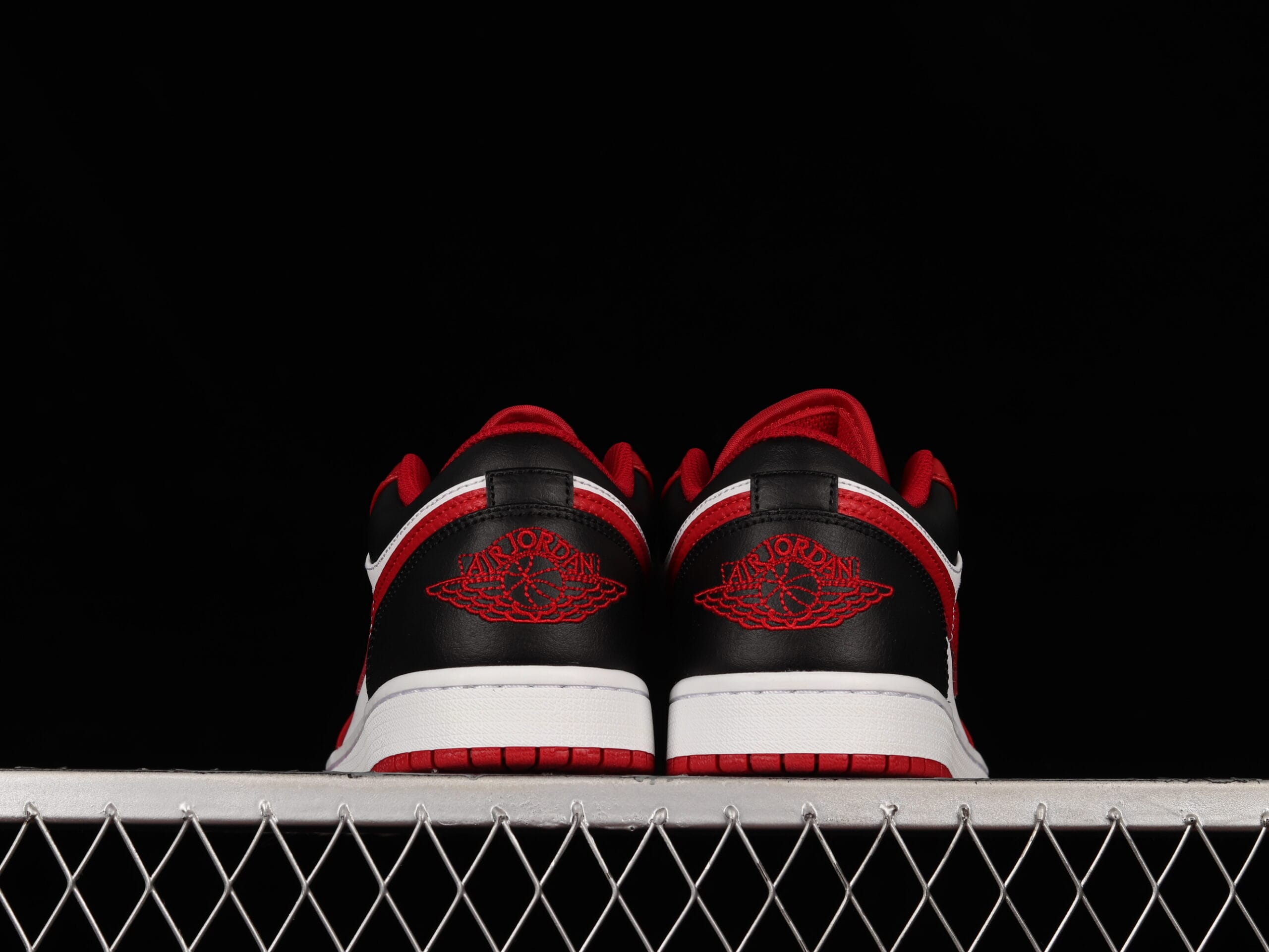 Jordan 1 Low, Bulls