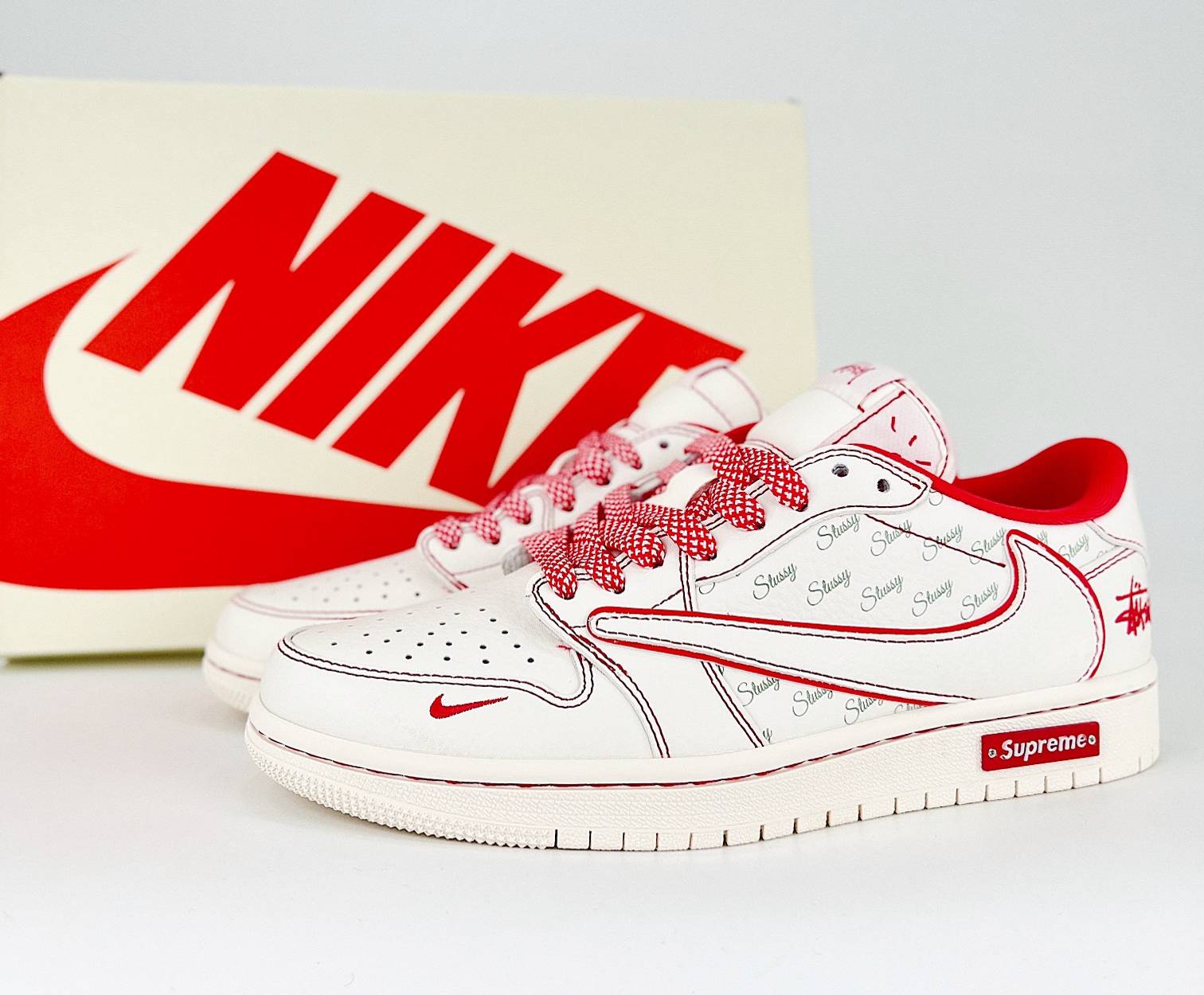 Travis Scott x Air Jordan 1 Retro Low Custom