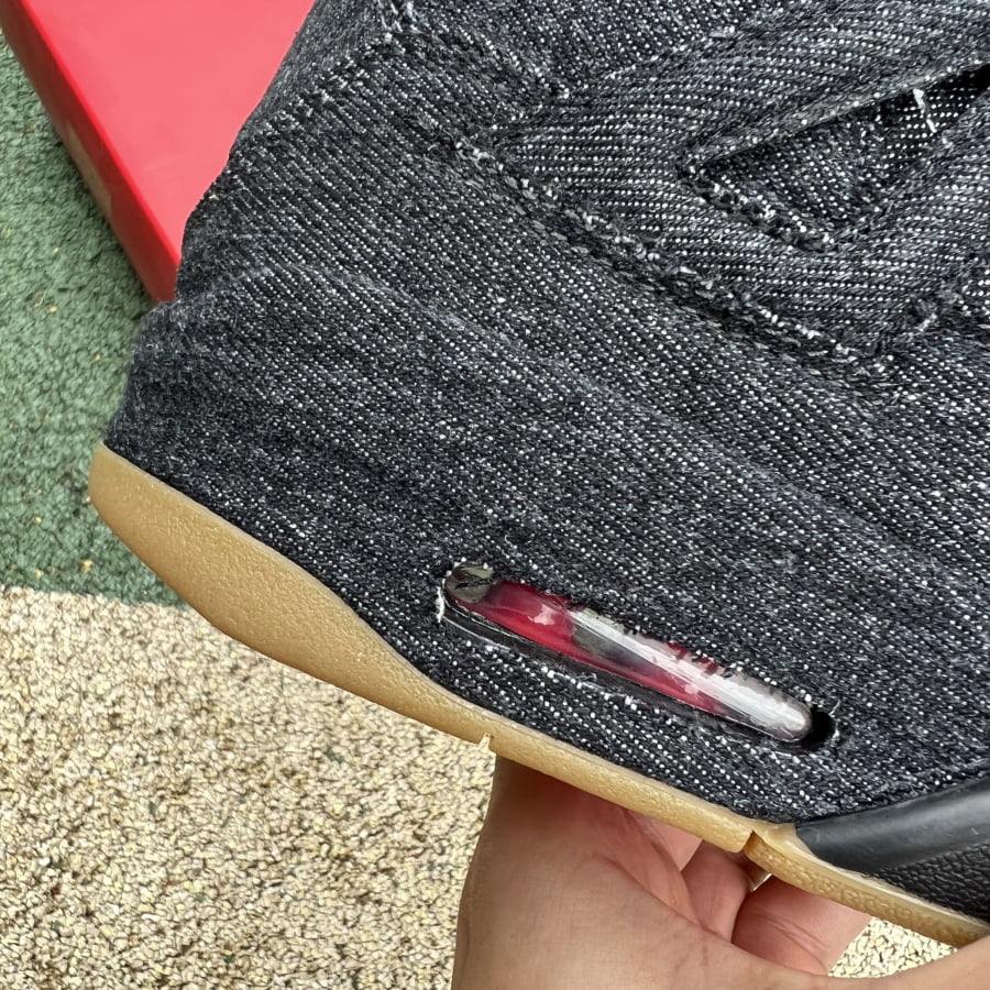 Jordan 4 Retro Levi’s Black