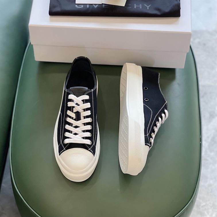 GIVENCHY SNEAKERS CITY IN GRAINED LEATHER – GVC014