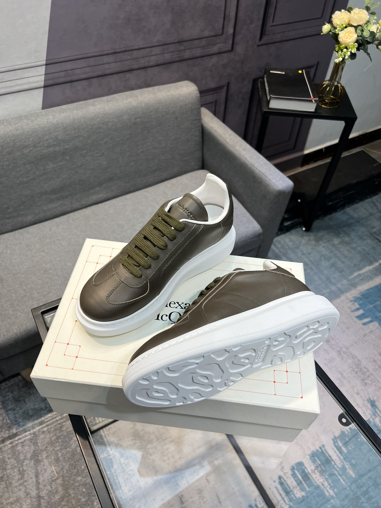 Alexander McQUEEN authentic unboxing