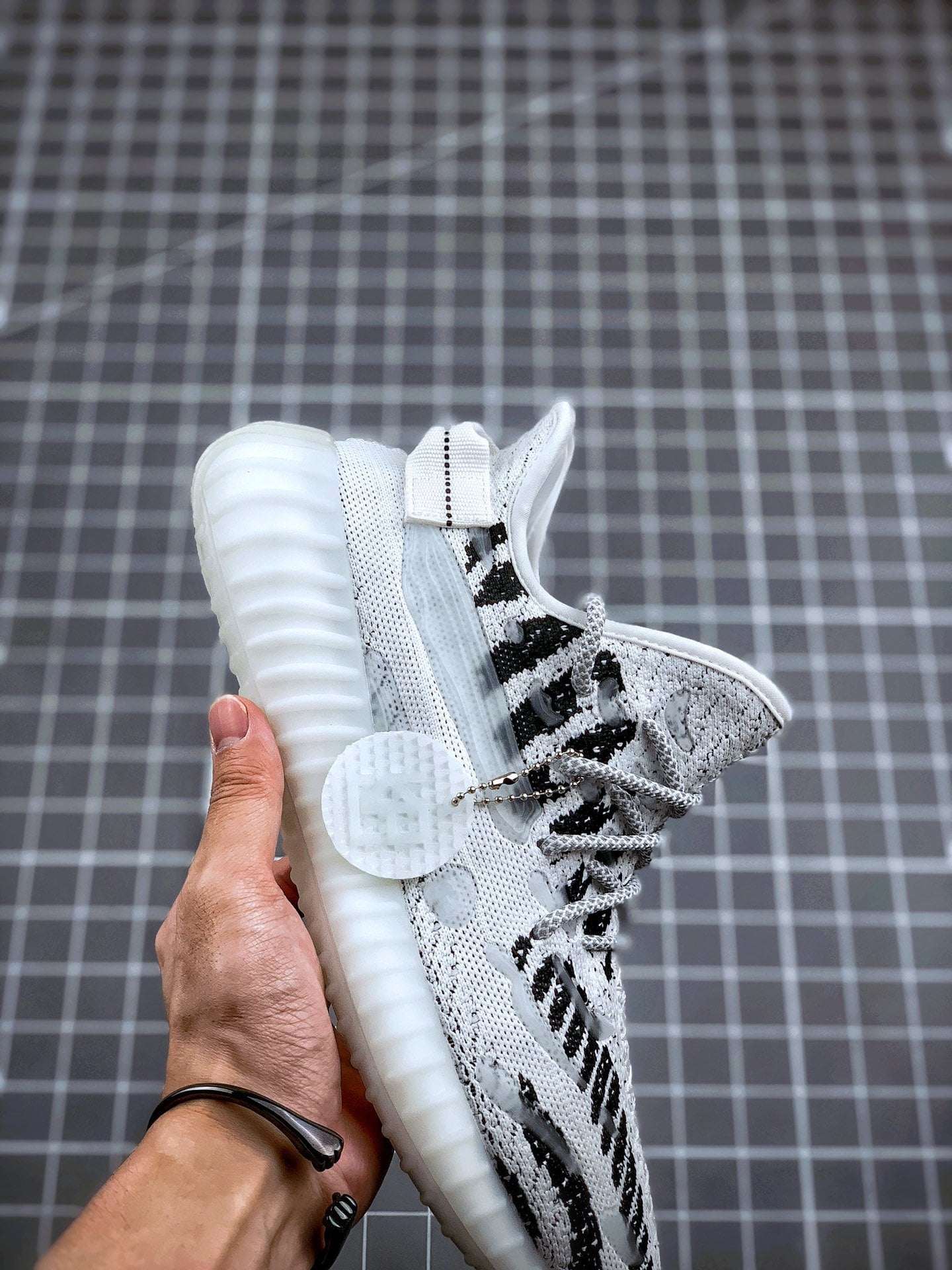 Adidas YEEZY BOOST 350 V3