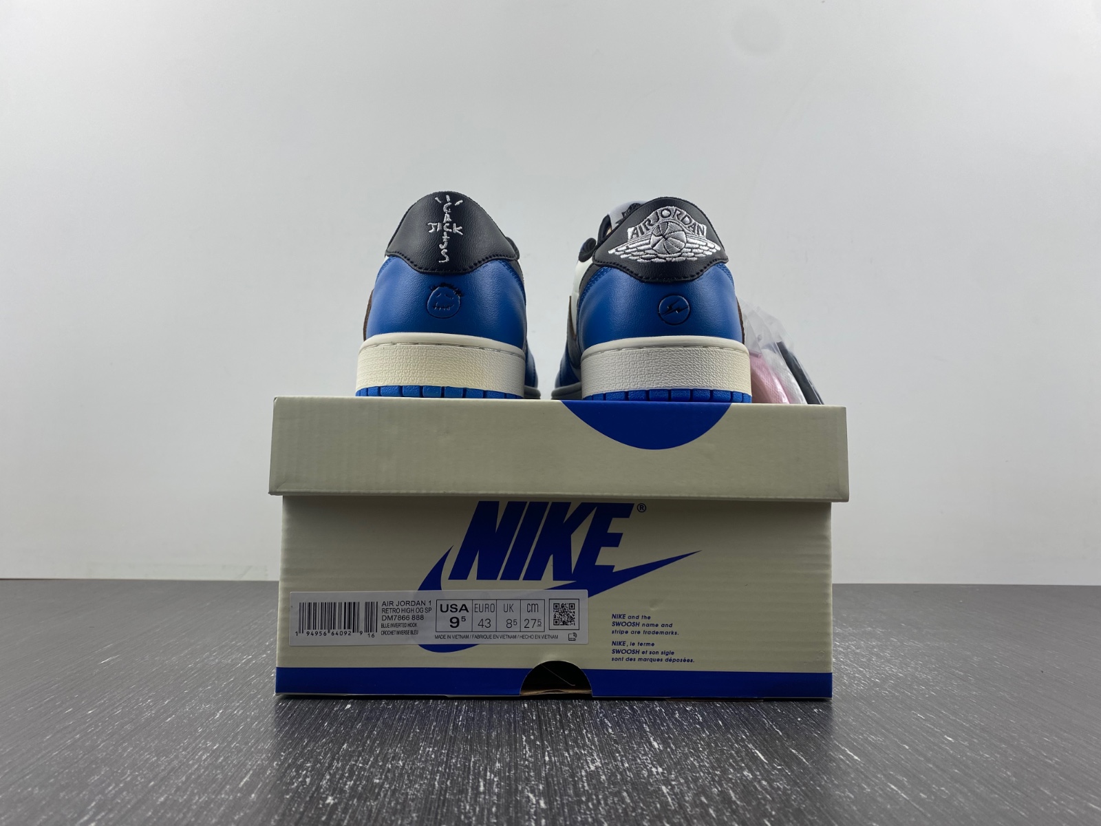 Unreleased Travis Scott x fragment design SAMPLE