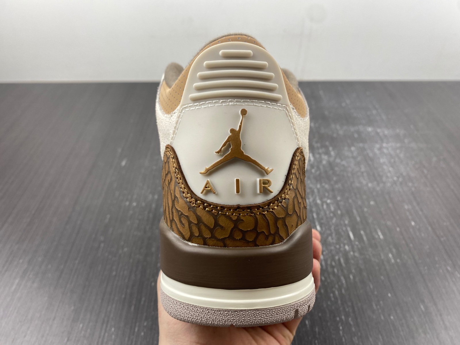 Air Jordan 3 Retro Palomino