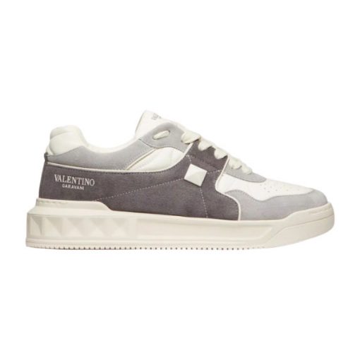 VALENTINO ONE STUD LOW-TOP SNEAKER IN SPLIT LEATHER AND NAPPA – VN010