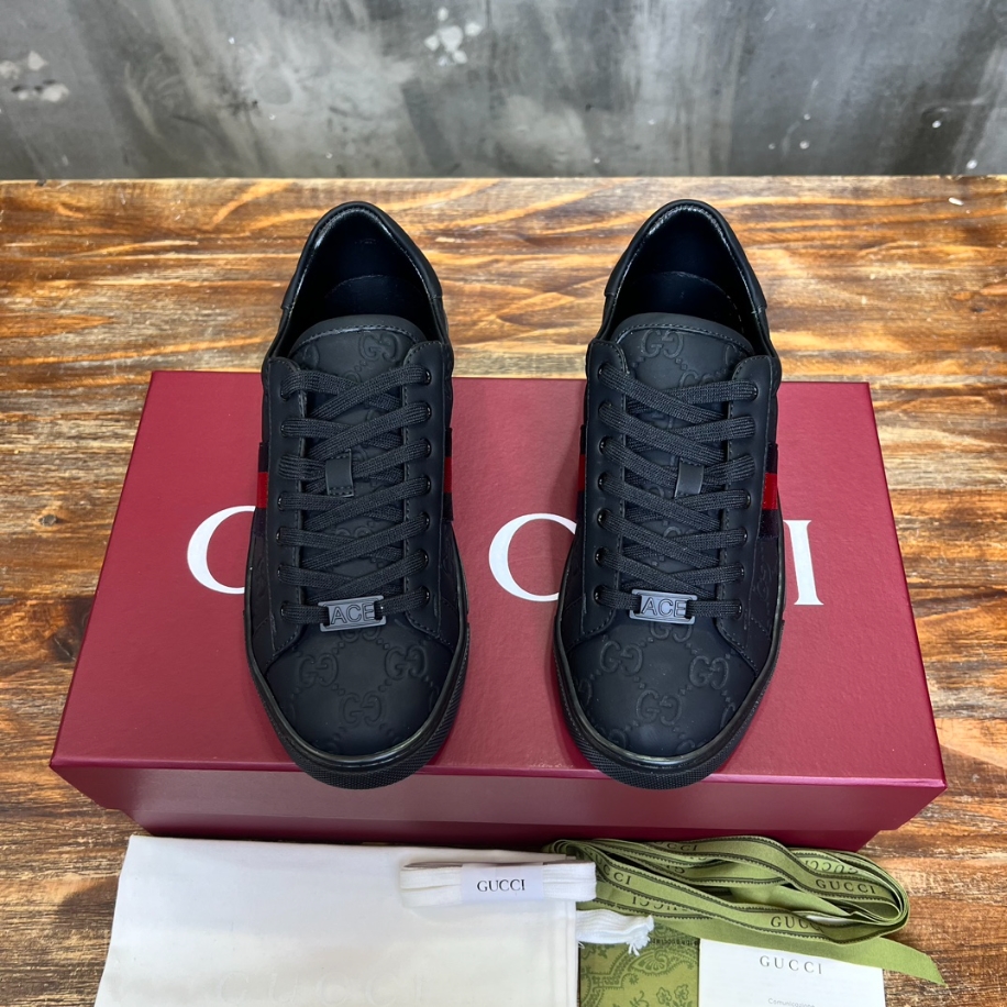 Gucci ACE Black and Red Web Sneaker – GCC170