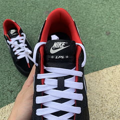 On-Foot Look at the ‘League of Legends’ LPL x Nike Dunk Low Collabo