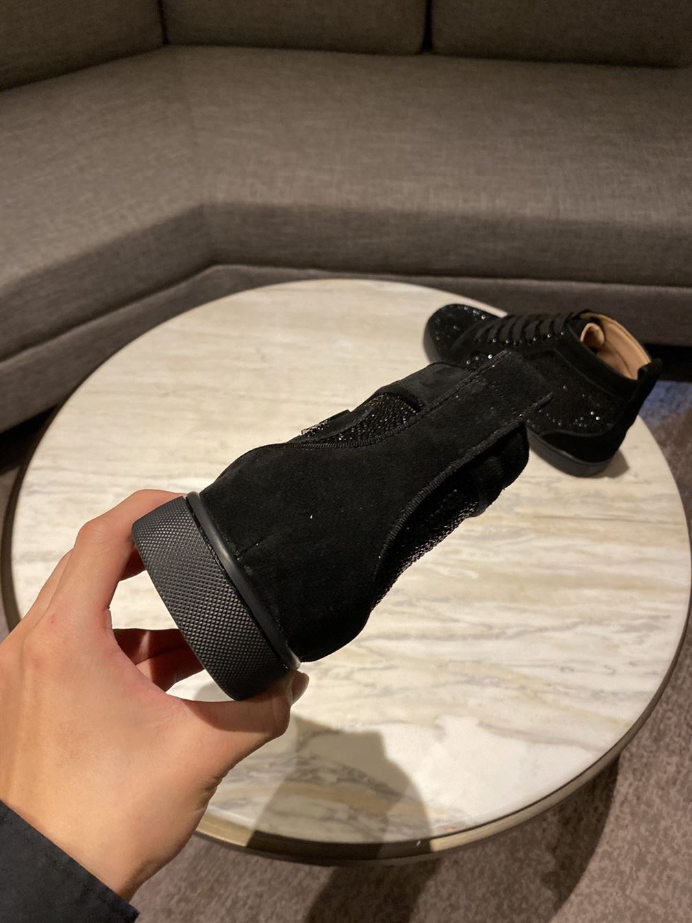 CHRISTIAN LOUBOUTIN HIGH TOP SNEAKER – CLS011