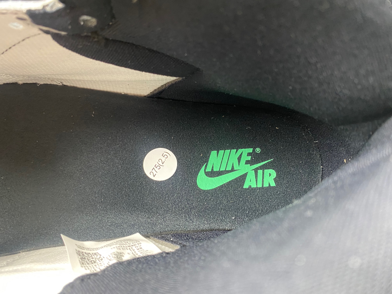 Air Jordan 1 High Green Glow