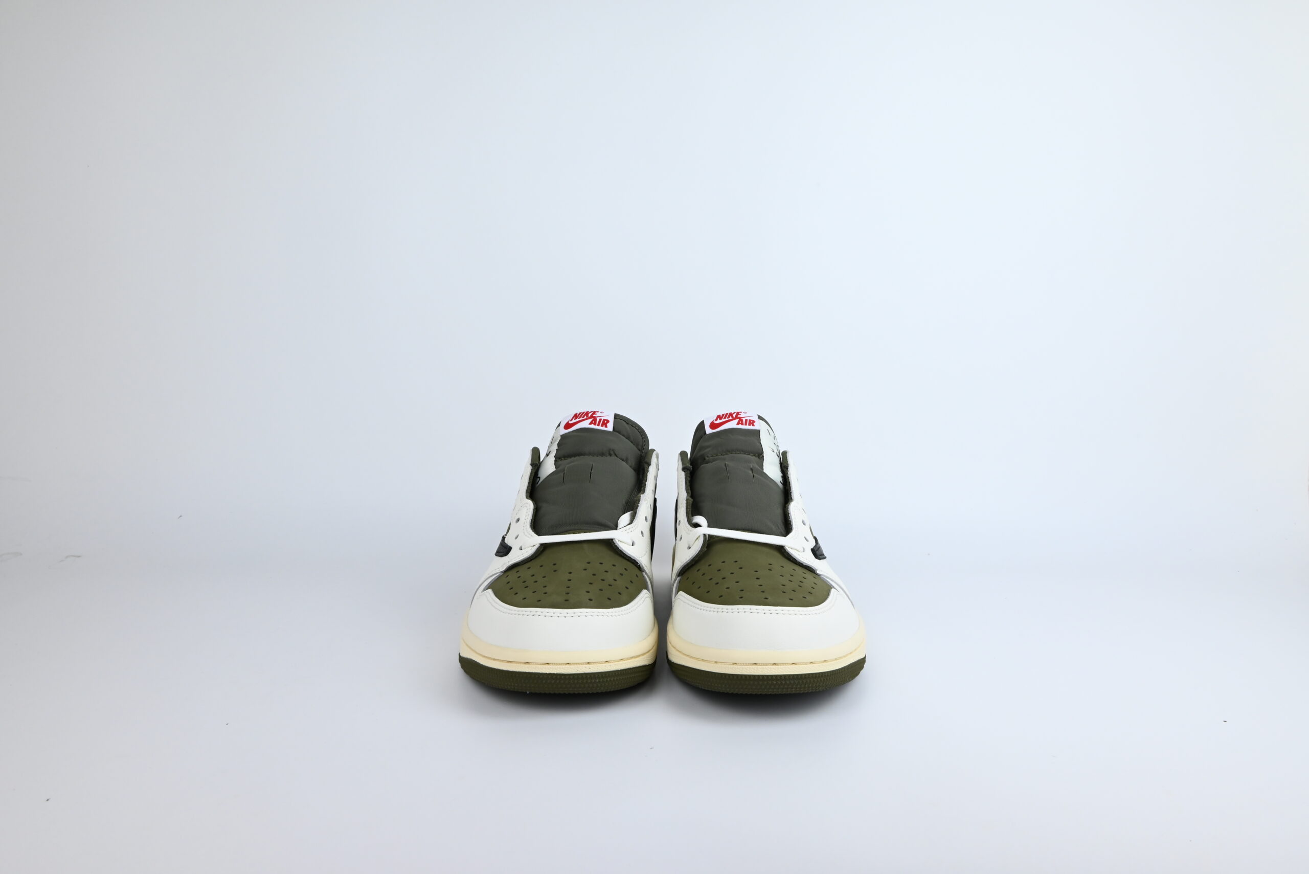 Travis Scott x Air Jordan 1 Low OG Medium Olive
