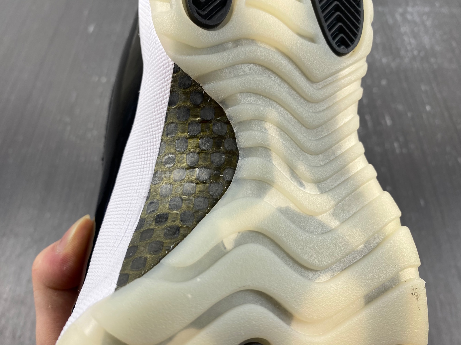 Air Jordan 11 Gratitude