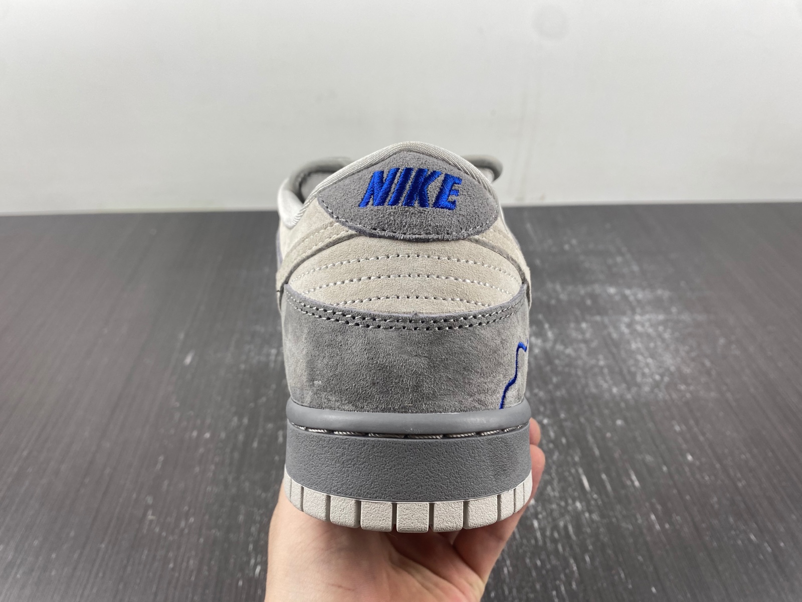 Nike SB Dunk Low London