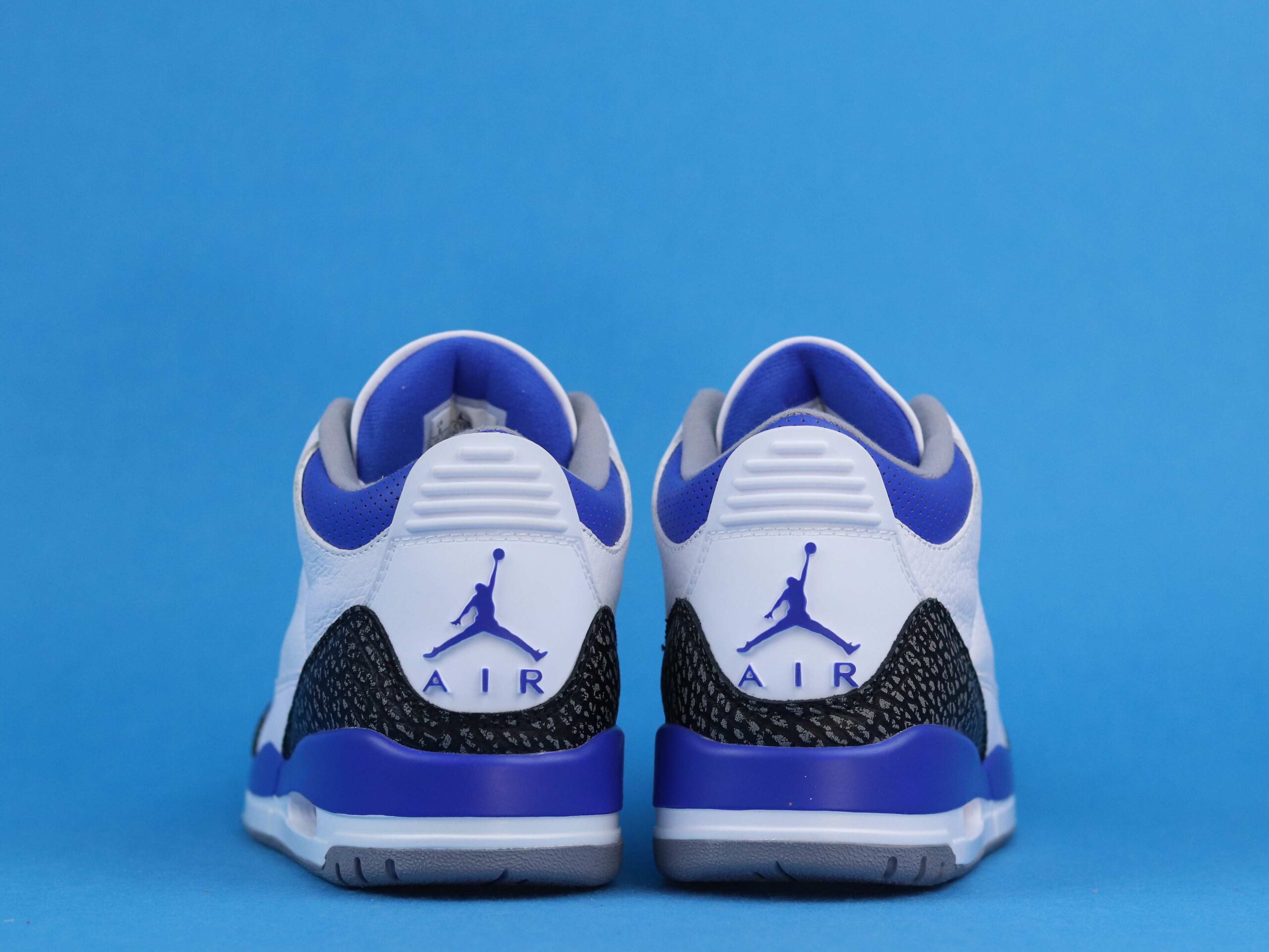 Air Jordan 3 Retro Racer Blue