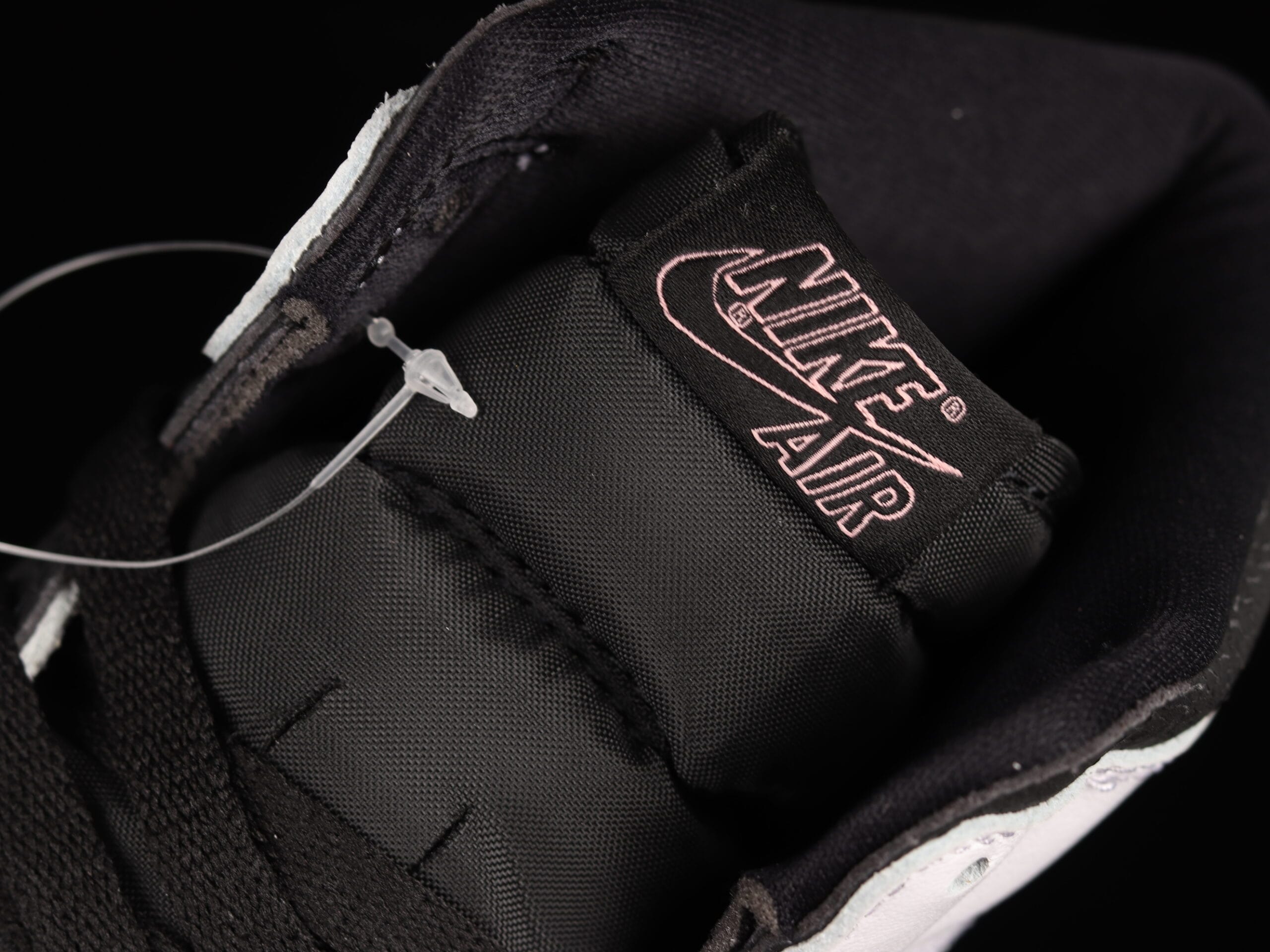 Jordan 1 Retro High Stage Haze