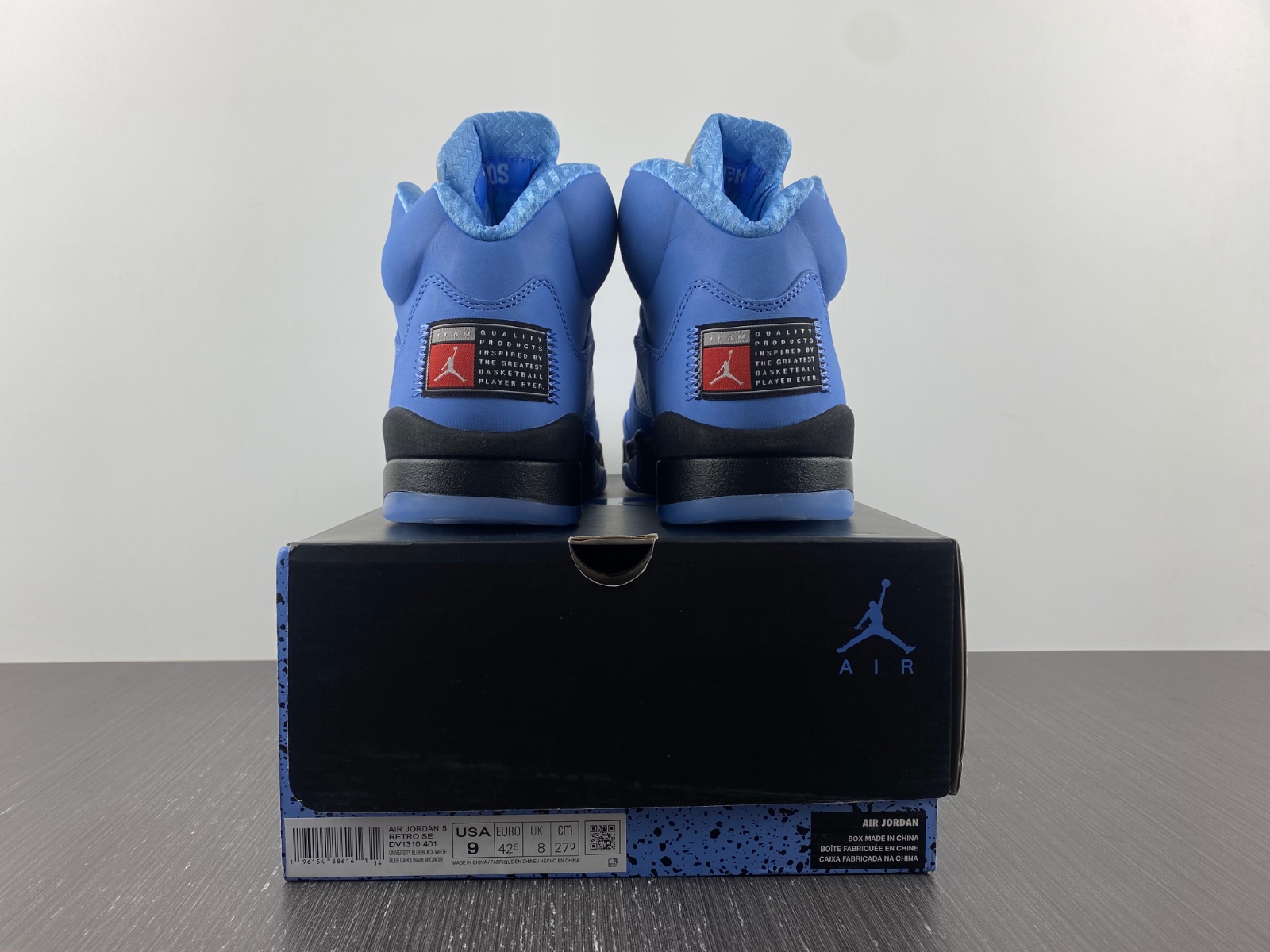 Air Jordan 5 Retro SE ‘UNC’