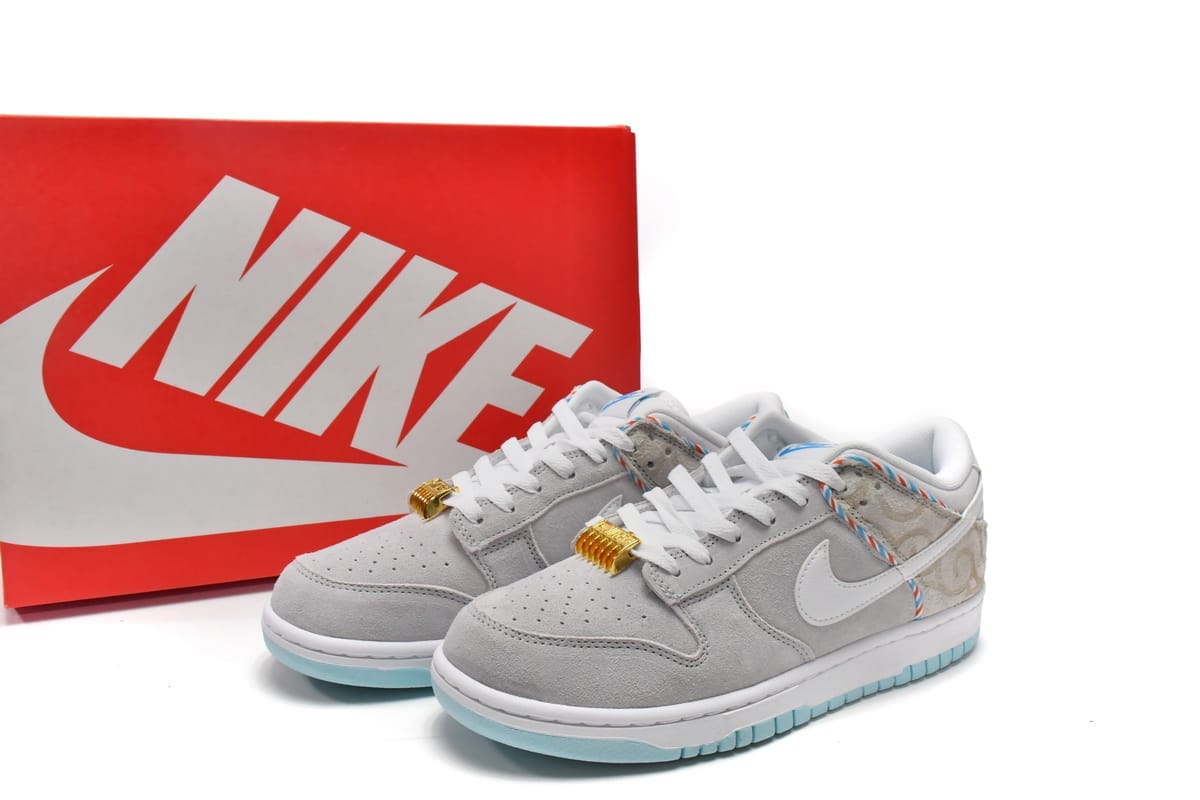 Nike Dunk Low SE Barber Shop Grey