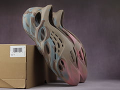 Adidas Yeezy Foam RNNR MX Sand Grey