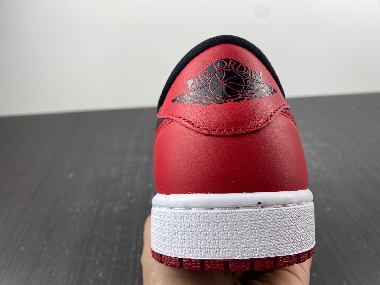 Air Jordan 1 Low OG “Black Toe”