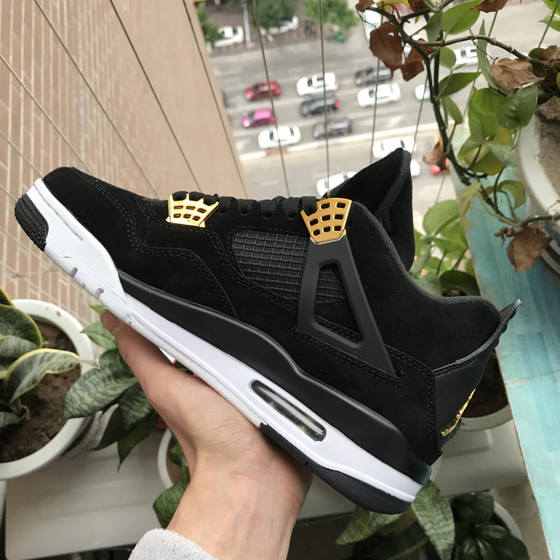 Air Jordan 4 Retro ‘Royalty’