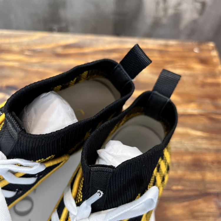 DIOR WALK’N’DIOR SNEAKER – DO121