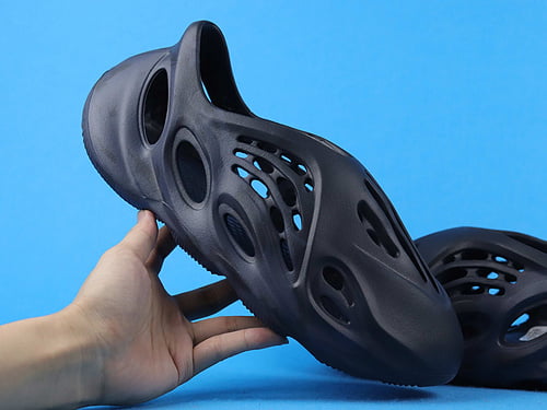 Adidas Yeezy Foam RNNR Mineral Blue