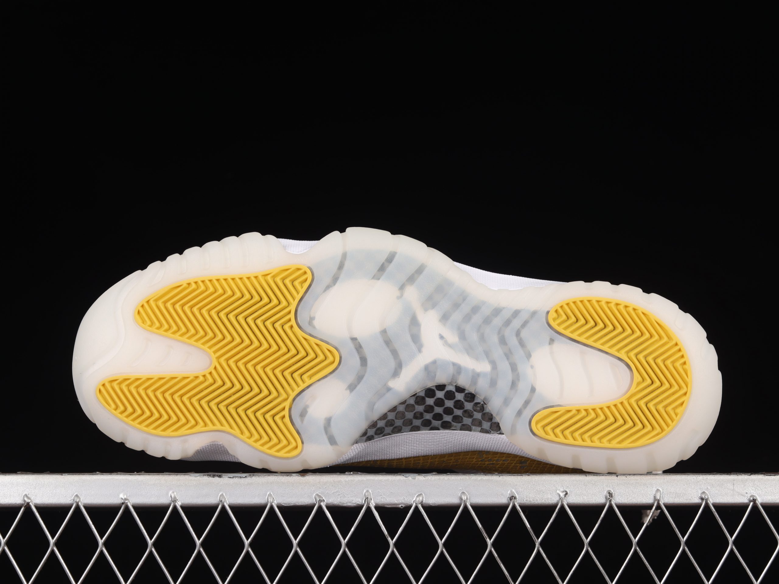 Air Jordan 11 Low Yellow Snakeskin