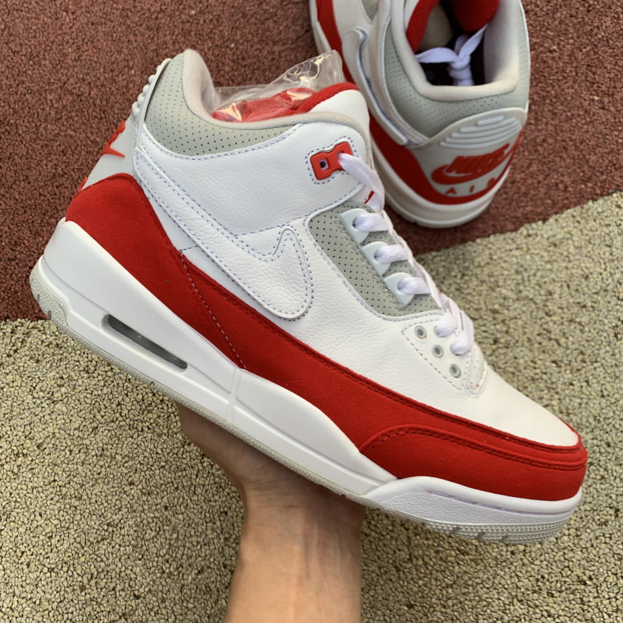 Air Jordan 3 Retro Tinker White University Red