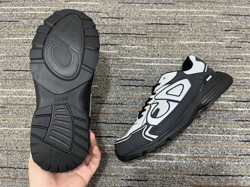DIOR B30 SNEAKER – DO106