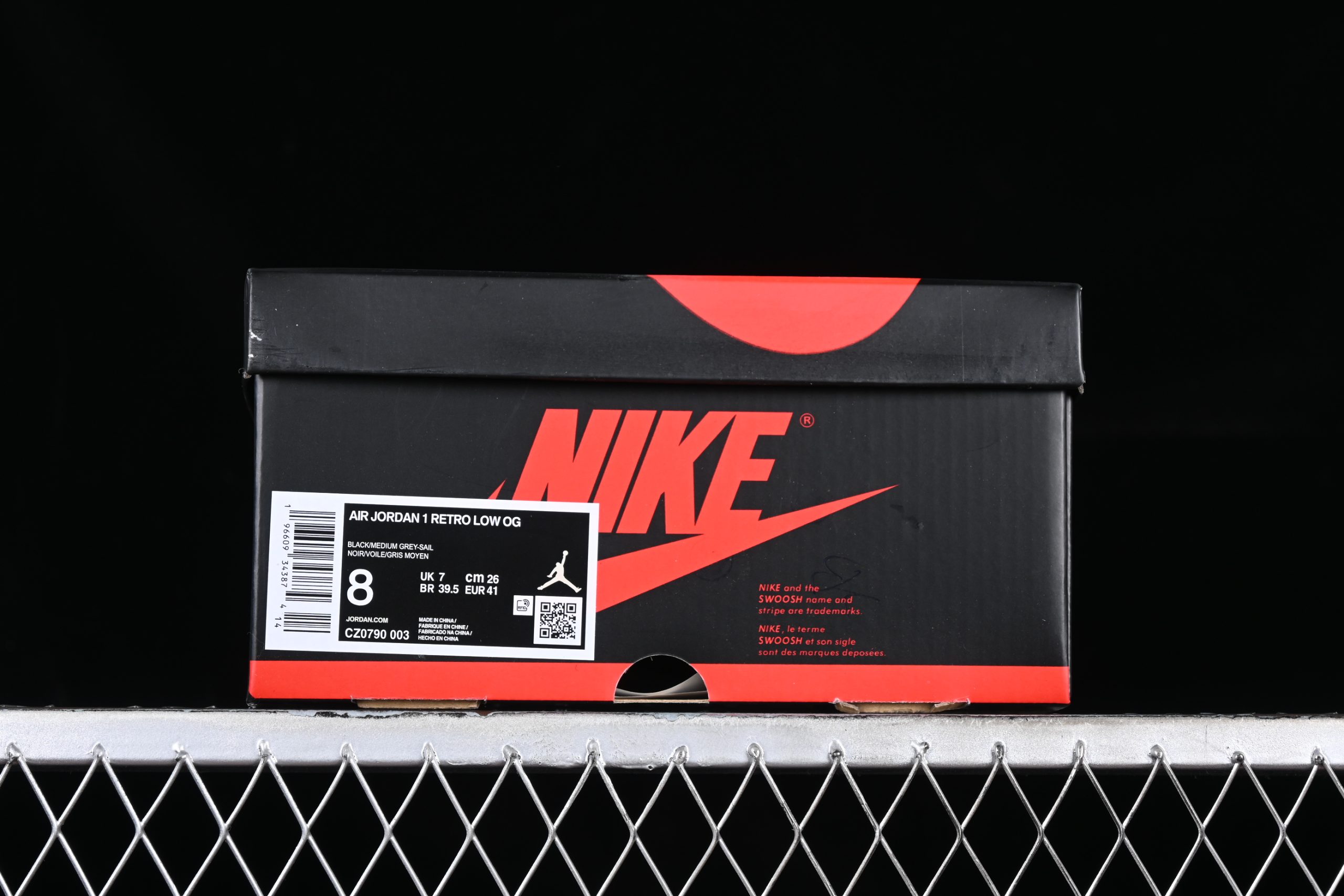 Air Jordan 1 Low OG Shadow