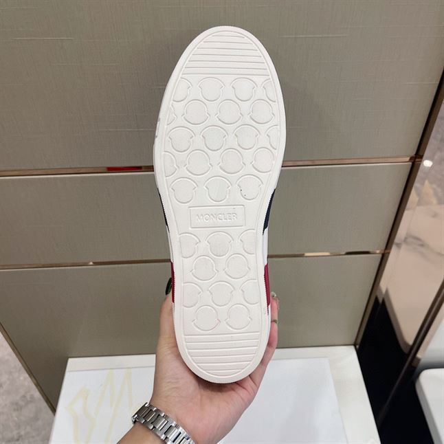 MONCLER MONTPELLIER STRIPED LOGO-PRINT SNEAKERS – MCS005