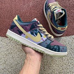 Nike Dunk Low Community