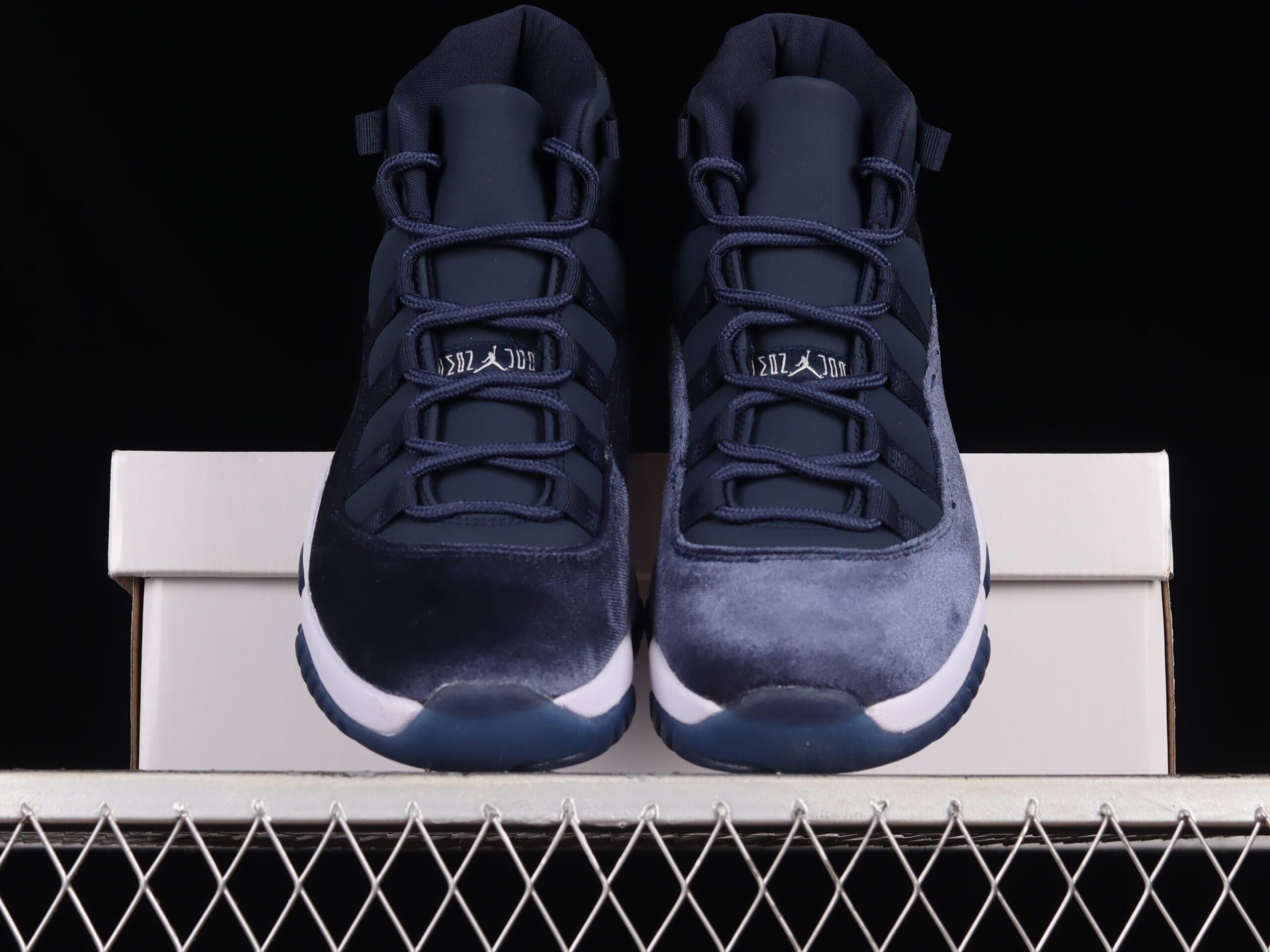 Women’s Air Jordan 11 Midnight Navy
