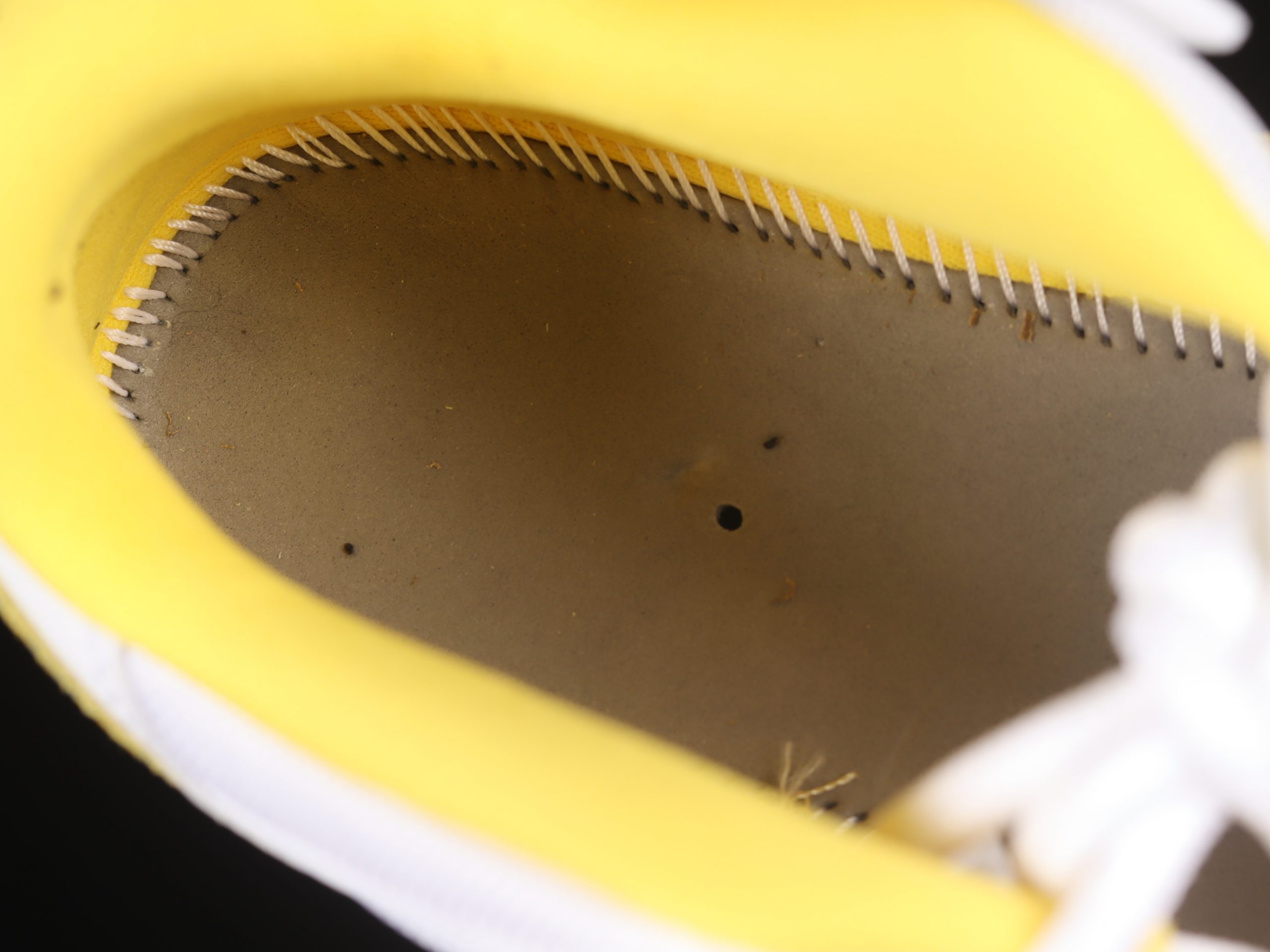 Air Jordan 11 Low Yellow Snakeskin