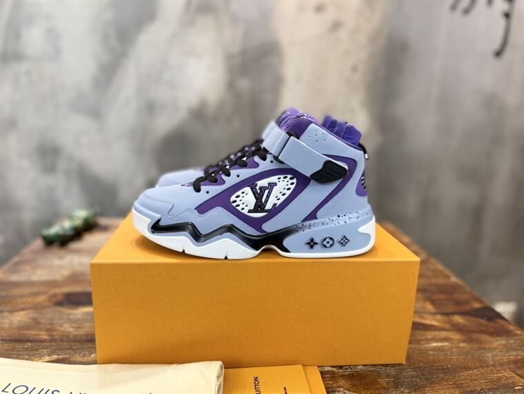 LOUIS VUITTON LV TRAINER 2 SNEAKER – LVS072