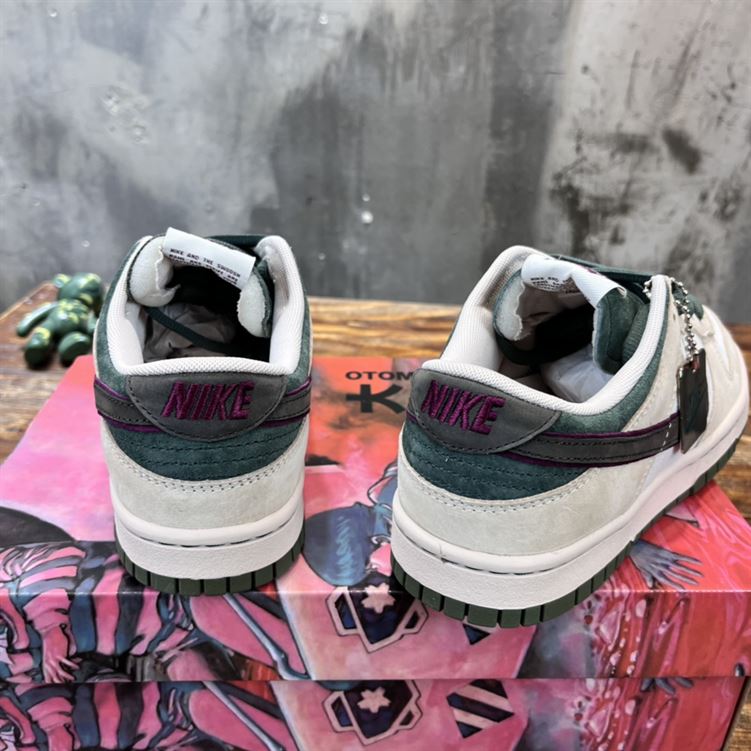 NIKE SB DUNK LOW SNEAKER – NSN012