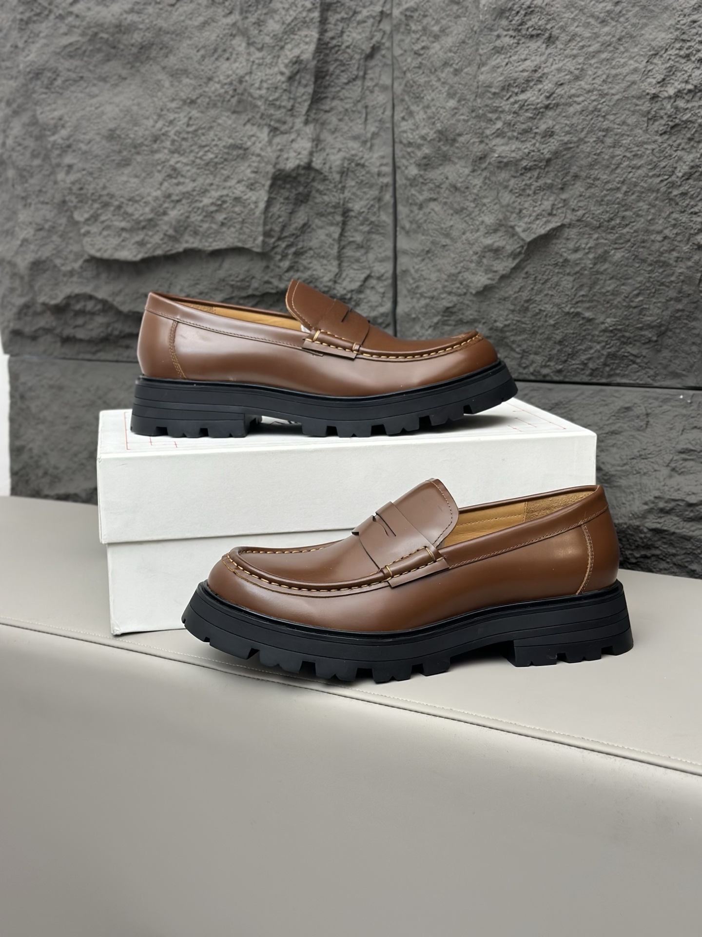 ALEXANDER MCQUEEN new men's derby shoes
