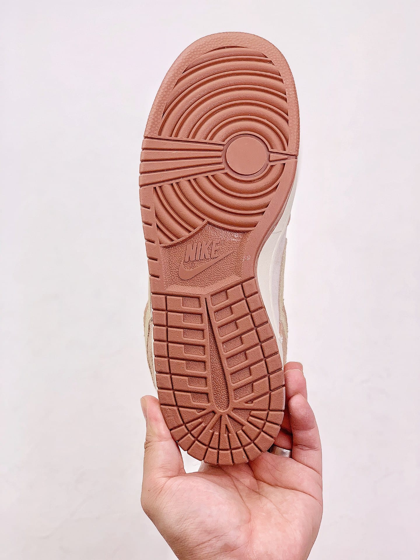 Nike Dunk Low Medium Curry