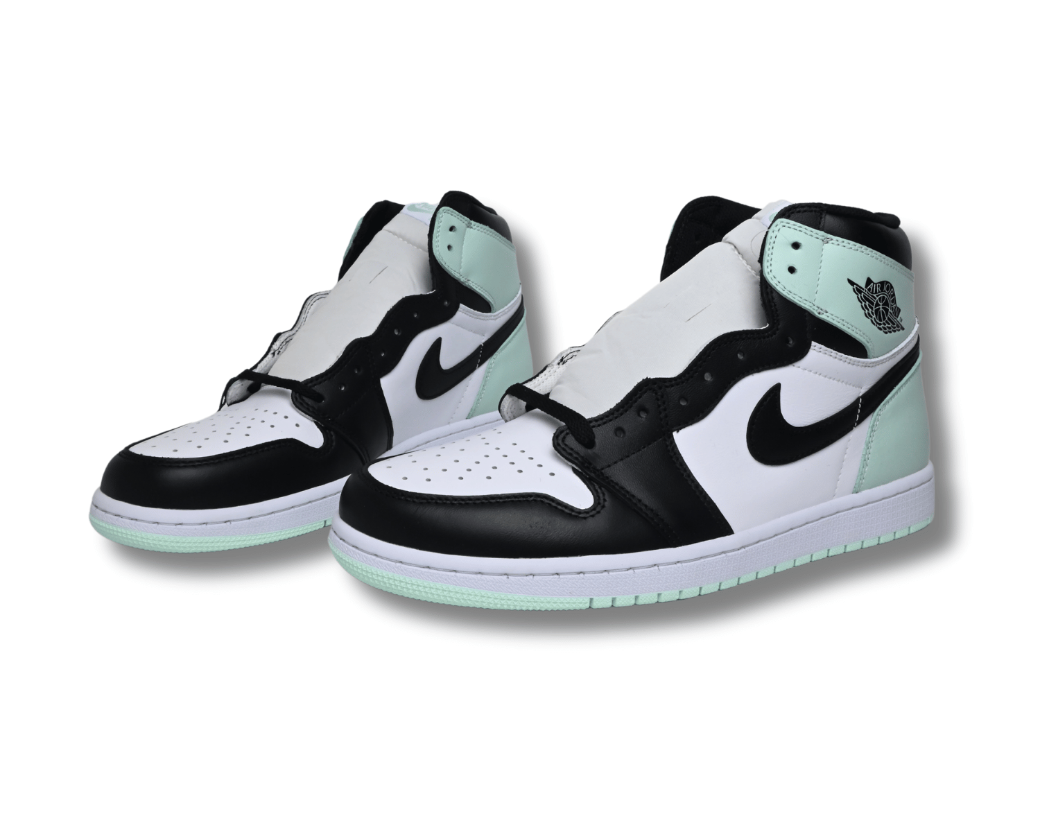 Air Jordan 1 Retro High Igloo