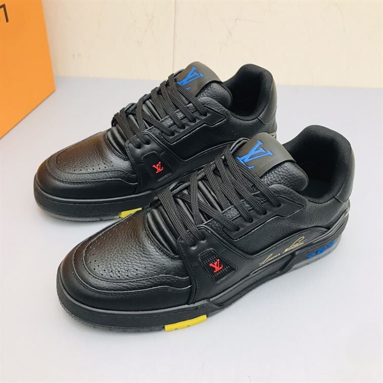 LOUIS VUITTON TRAINER SNEAKER – LVS127