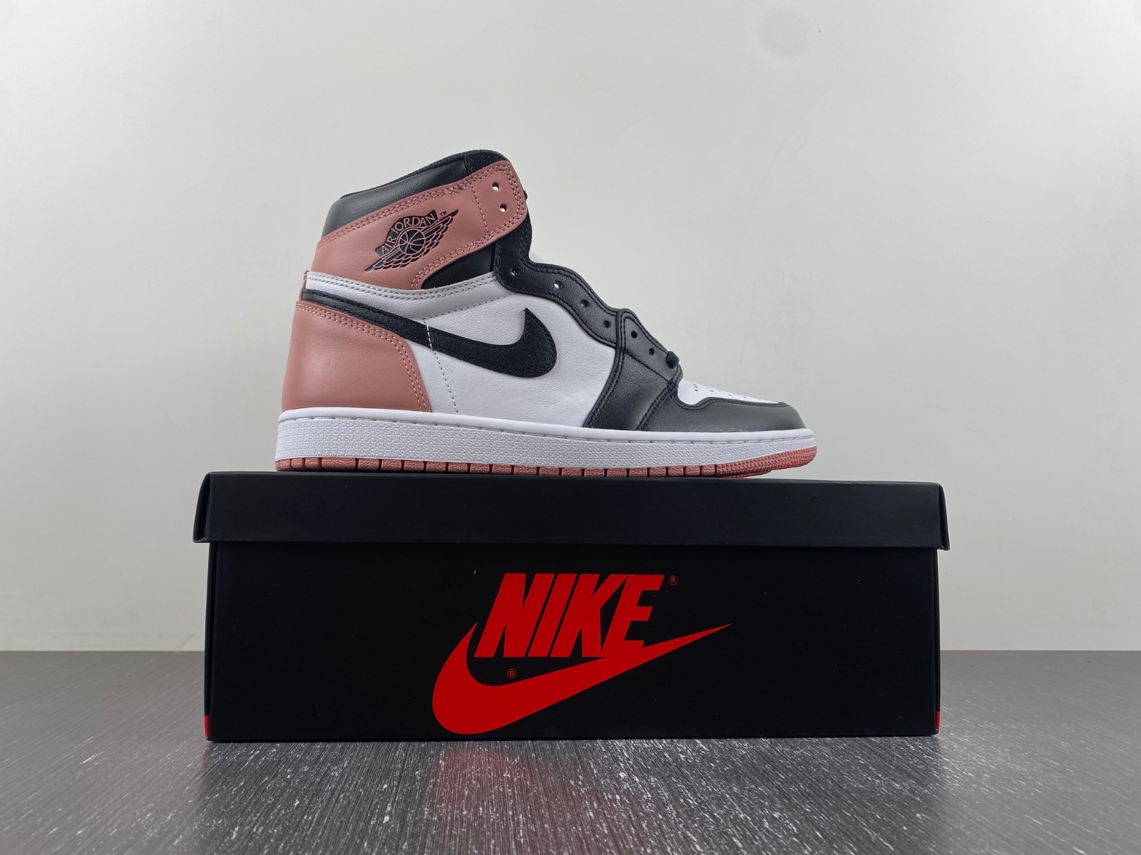 Jordan 1 Retro High Rust Pink