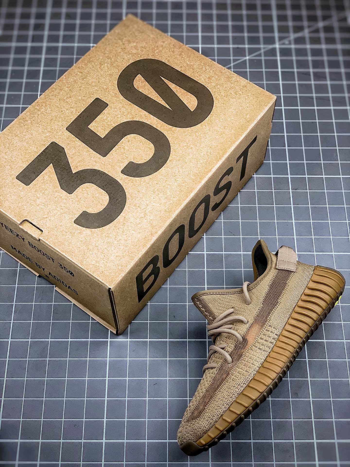 Adidas Yeezy Boost 350 V2 Earth