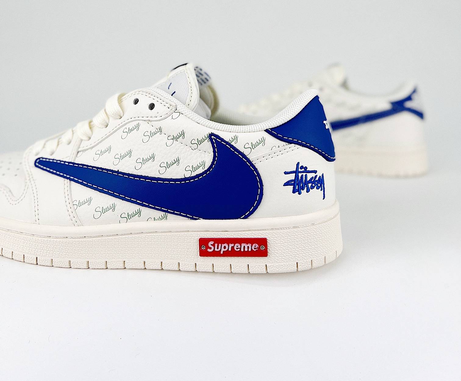 Travis Scott x Air Jordan 1 Retro Low Custom