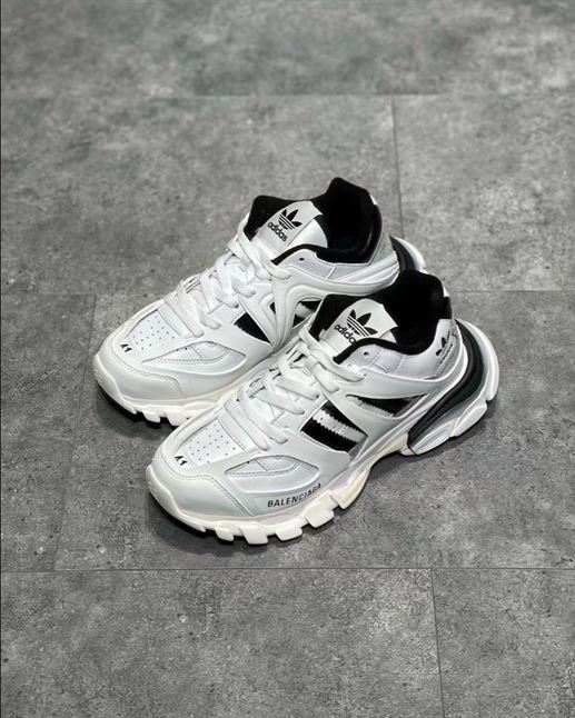 BALENCIAGA X ADIDAS TRACK FORUM LOW TOP SNEAKER – BLA083