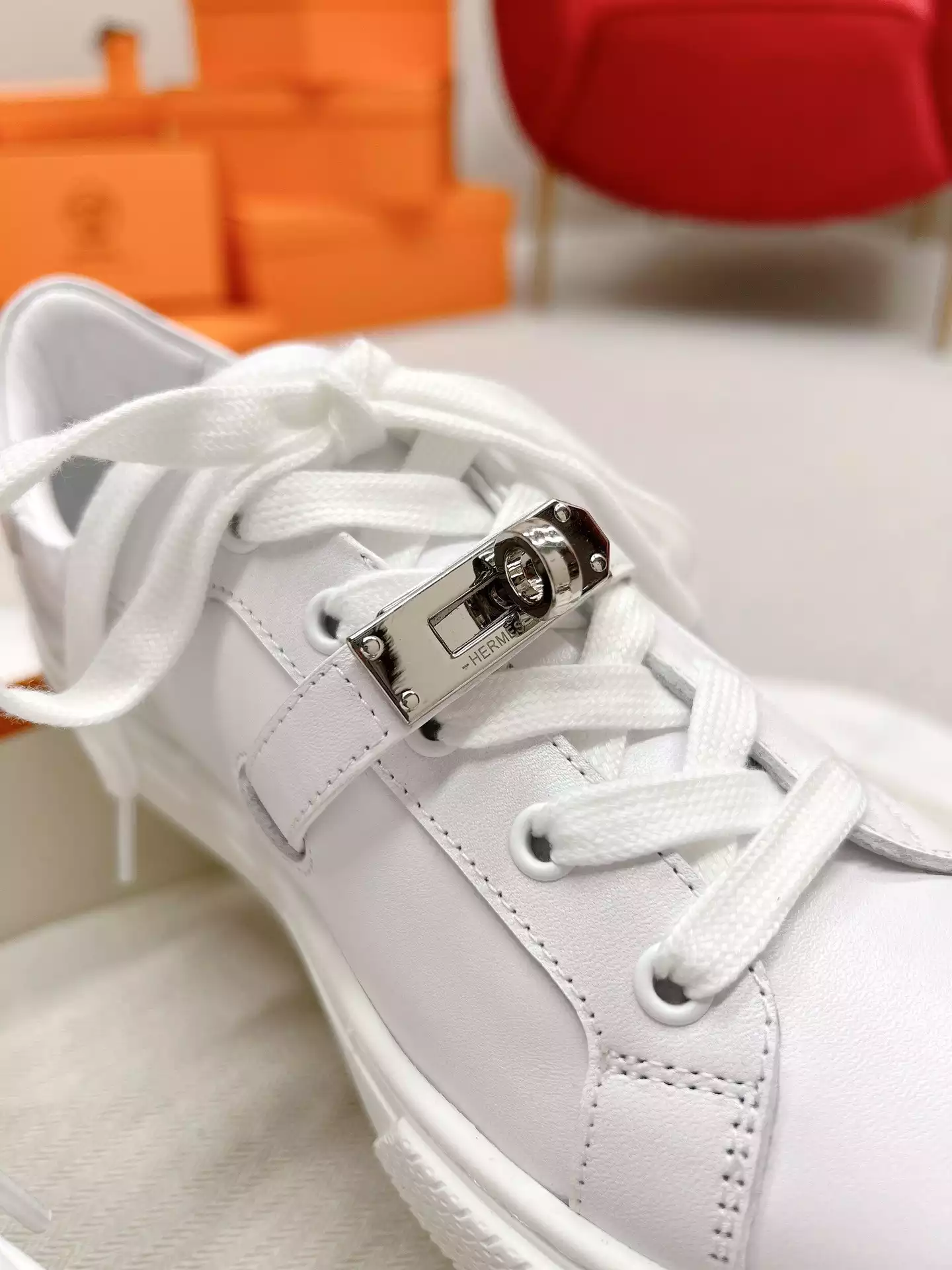 Hermes Women’s Day Sneakers in White Leather – HM065